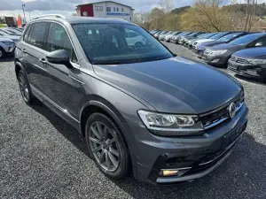Volkswagen Tiguan 2.0 TDI *DSG*HIGHLINE*AHK*PDC+KAMERA*R-LI