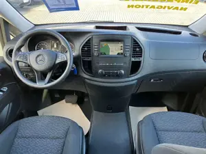 Mercedes-Benz Vito 114 BT 9G Tourer Pro extralang NAVI SHZ RFK Bild 3