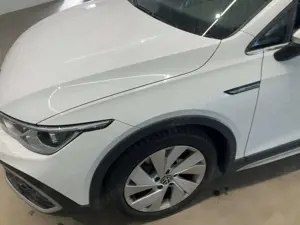 Volkswagen Golf Variant Golf Variant 2.0 TDI 4Motion SCR DSG Alltrack Bild 2