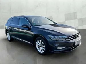 Volkswagen Passat Variant 2.0 TDI DSG BUSINESS +AHK +LED +ACC +RKAM +VIRTUA Bild 3