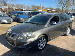 Toyota Avensis 2.0 Combi Executive Navi Xenon Facelift 2006