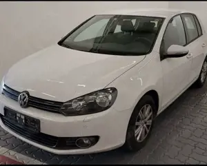 Volkswagen Golf move