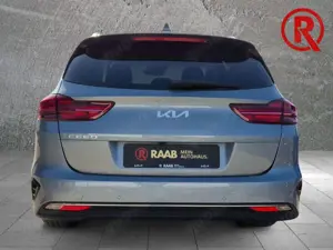 Kia Ceed SW / cee'd SW Ultimate Edition 1.5T Totwinkelassistent PDCv+h Ke Bild 5
