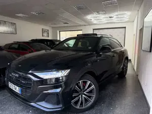Audi Q8 50 TDI S-LINE COMP PLUS PANO SOFT 360° KEYLES