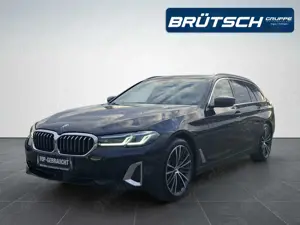 BMW 530 i Touring Luxury-Line AUTOMATIK / PANORAMA / STAND