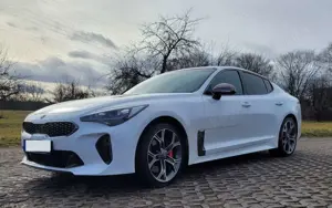 Kia Stinger 3.3 V6 T-GDI 4WD GT Bild 3