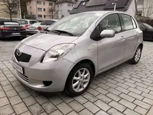 Toyota Yaris Sol Automatik 1Hand Klimaautomatik Pdc Alu