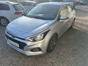 Hyundai i20 Trend 1.25 * Klima * AHK * SHZ * 2 Bes. * HU neu