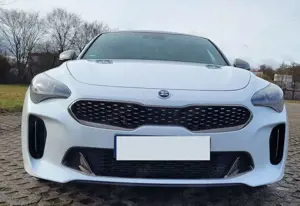 Kia Stinger 3.3 V6 T-GDI 4WD GT Bild 5