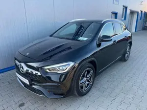 Mercedes-Benz GLA 250 4MATIC 8G AMG-LINE PANORAMA LED KAMERA