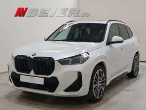 BMW X1 23 d xDrive M Sport Panorama AHK Massage 20Zoll