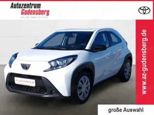 Toyota Aygo X Play 5-TÜRER, 1,0-L-VVT-I, 5-GANG-SCHALTGETRIE