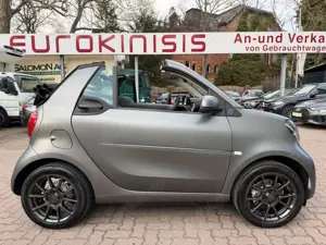 smart forTwo fortwo cabrio EQ 60kW*EXCL*LEDER*NAVI*KAM*22kW