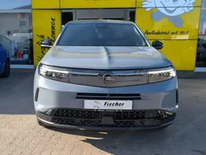 Opel Grandland 1.2 48V Mild-Hybrid 100 kW GS Bild 2