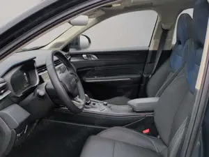 Lynk  Co 01 PHEV+360+LED+Panorama+BLIS+ACC Bild 5