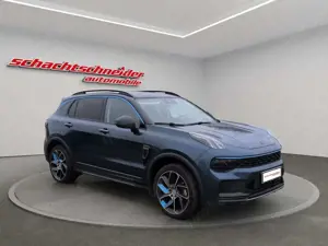 Lynk  Co 01 PHEV+360+LED+Panorama+BLIS+ACC Bild 4