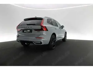 Volvo XC60 2.0 Plus Black Edition AWD LED PANO 360° Bild 5