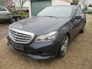 Mercedes-Benz E 220 E 220 BlueTec-Automatik-Euro-6-AMG F*