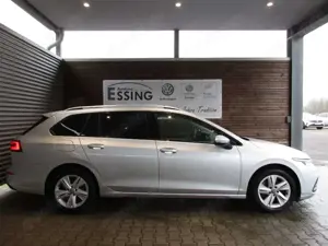 Volkswagen Golf Variant Life 2,0 TDI AHK,Matrix,Keyless Bild 4
