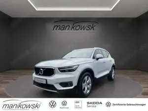 Volvo XC40 T2 2WD *Momentum Pro*Navi+CarPlay+RFK+Stzhzg+