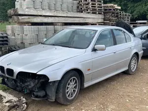 BMW 520 520i