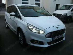 Ford S-Max S-Max 1.5 Titanium,18" Alu, LED,AHK Zahnri.Neu Bild 4