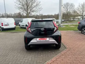 Toyota Aygo X S-CVT Air JBL Bild 4
