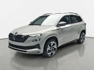 Skoda Karoq KAROQ 1.5 TSI DSG SPORTLINE NAVI LED-MATRIX PANO C Bild 2