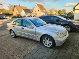 Mercedes-Benz C 180 C-Klasse Kompressor Classic
