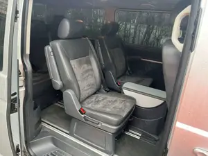 Volkswagen T5 Multivan Multivan DSG Highline Bild 5