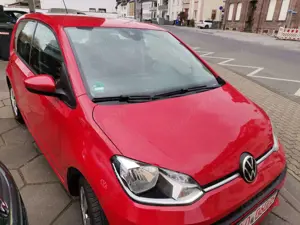 Volkswagen up! 4-tür. Schnäppchen mit 9600km. Extras