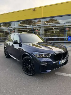 BMW X5 M M50i / Garantie / Tansanitblau / Laser