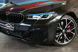 BMW 530 d xDr.M-Sportp.AHK.Glasd.DrivProf.Sitzbel. Bild 2