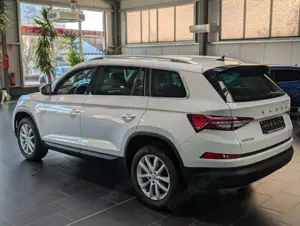 Skoda Kodiaq 2.0 TDI DSG Style 8-fach 1.Hand Bild 2