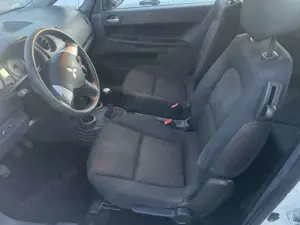 Mitsubishi Colt Bild 5