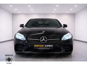 Mercedes-Benz C 300 de MULTIBEAM AMG Line Pano/Navi/Soundsystem Bild 2
