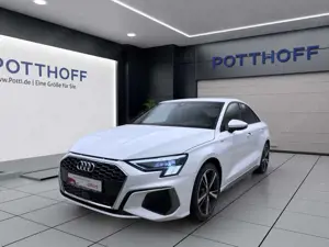 Audi A3 30 TDI S LINE NAVI+ PDC SITZHZG MAT