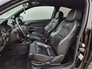 Ford Fiesta 2.0-16V ST Bild 4