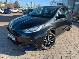 Toyota Yaris Hybrid TeamD **COMFORTPAKET**