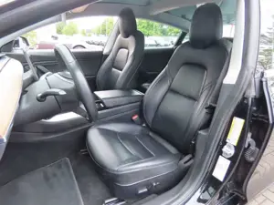 Tesla Model 3 Bild 5