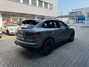 Porsche Cayenne Bild 5