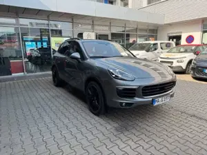 Porsche Cayenne Bild 3