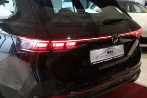 Volkswagen Passat Variant 2.0 TDI 4Motion R-Line Bild 4