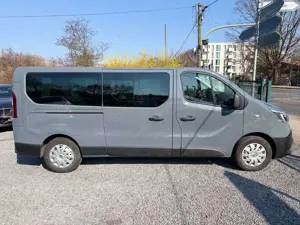 Renault Trafic Combi Life+LANG+AUTOM+9 SITZER+LED+ Bild 4