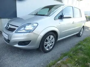 Opel Zafira 1.8 S. Mod. "110 Jahre" / Aus 2.Hand / AHK / Xenon