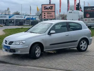 Nissan Almera Bild 5