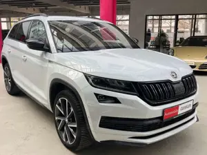 Skoda Kodiaq Sportline 4x4 DSG Virt.CP+360°+LED+Navi Bild 2