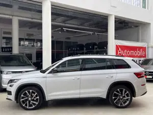 Skoda Kodiaq Sportline 4x4 DSG Virt.CP+360°+LED+Navi Bild 5