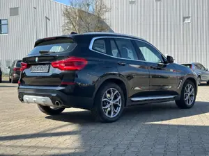BMW X3 30d xdrive Steptronic xLine/LED/Leder/Ambiente/AHK Bild 5