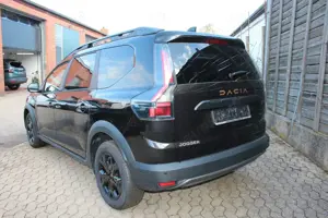 Dacia Jogger TCe 110 Extreme Bild 4
